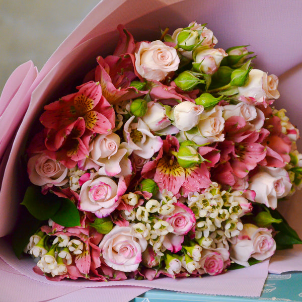 Flower Bouquet | 1/2 KG Cakes - KKOCH