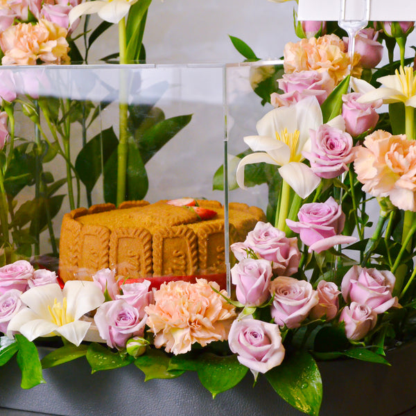 Lotus Biscoff | 1/2 KG |Leather Tray Arrangement - KKOCH