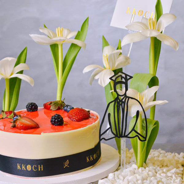 Strawberry Cake | 1/2 KG | Graduation - KKOCH