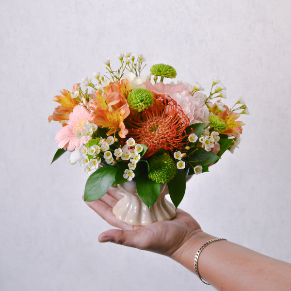 Beige Curved Vase | Small - KKOCH