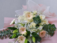 Pure Elegance - Hand Bouquet - KKOCH