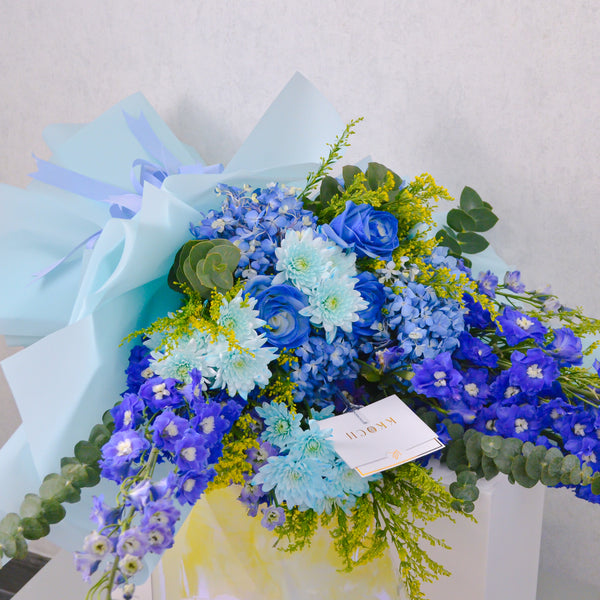 Beauty and the blues | Hand Bouquet | Large - KKOCH