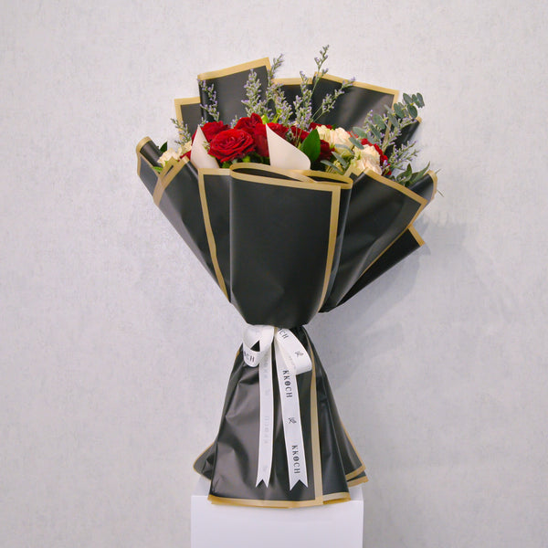 Midnight Elegance - Hand Bouquet - KKOCH