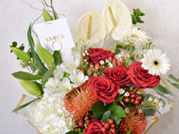 Red Rush - Hand Bouquet - KKOCH