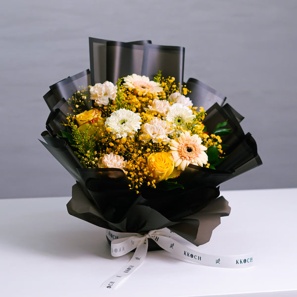 Midnight Sunshine - Standing Bouquet